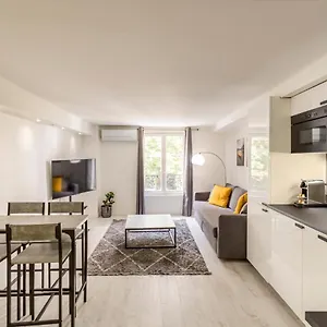 Appartement Design 1 Bdr With Ac, Paris